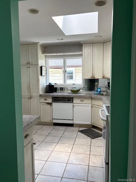 48 Milland Drive Northport, NY 11768