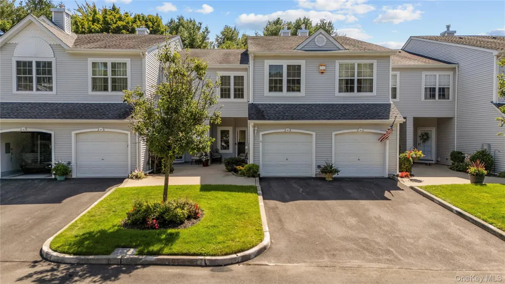 203 Windward Court Port Jefferson, NY 11777