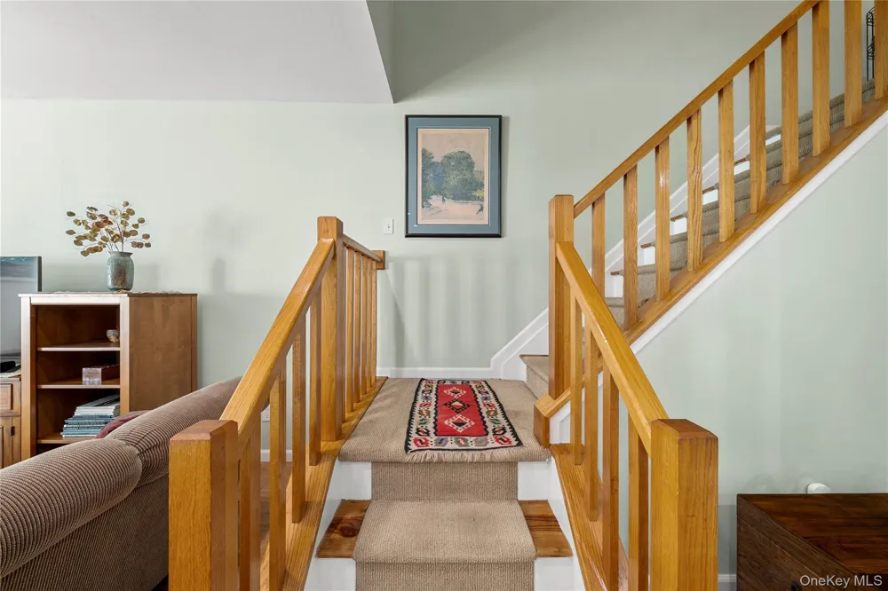 203 Windward Court Port Jefferson, NY 11777