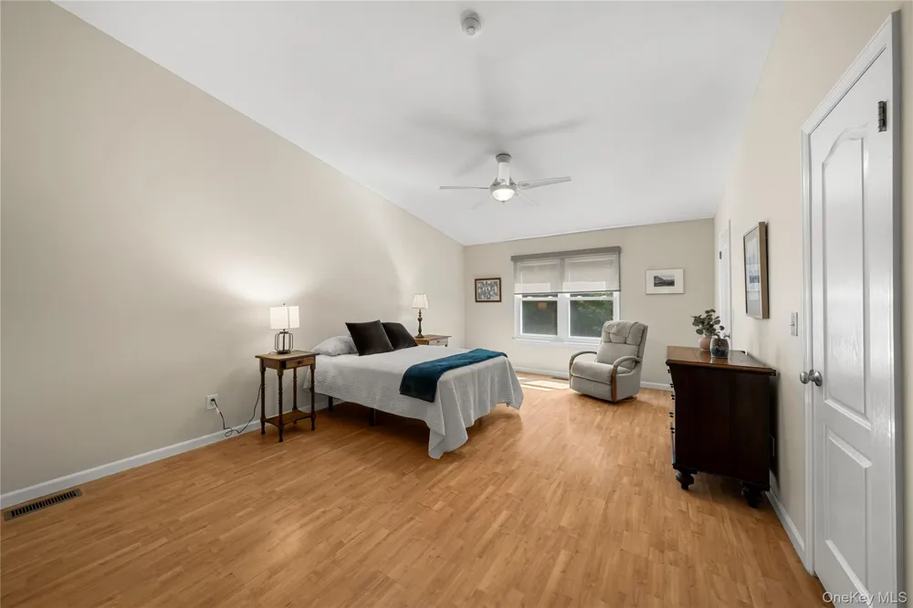 203 Windward Court Port Jefferson, NY 11777