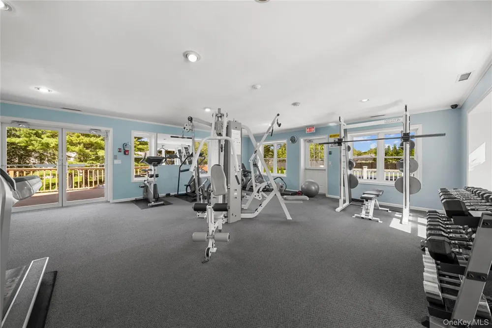 203 Windward Court Port Jefferson, NY 11777