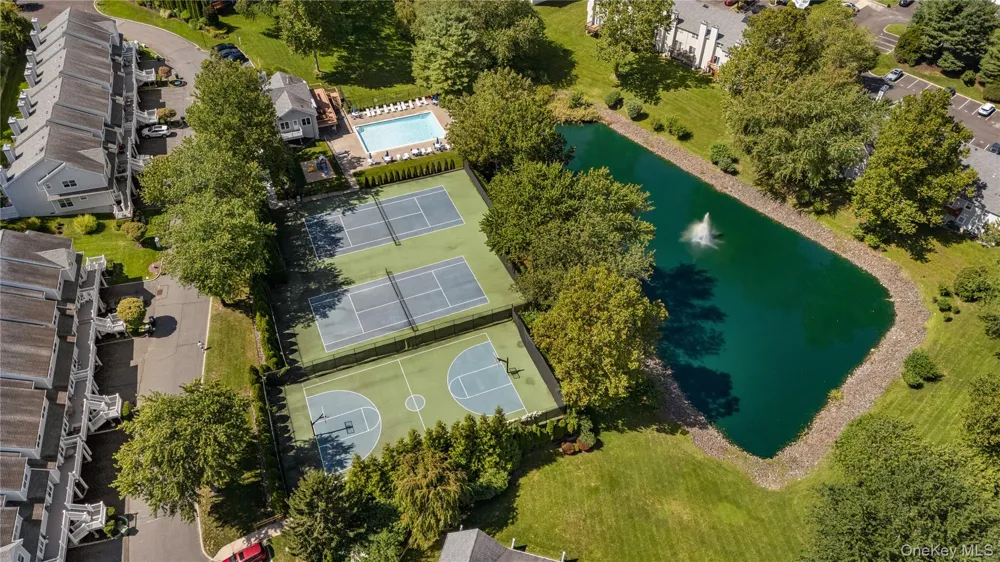 203 Windward Court Port Jefferson, NY 11777