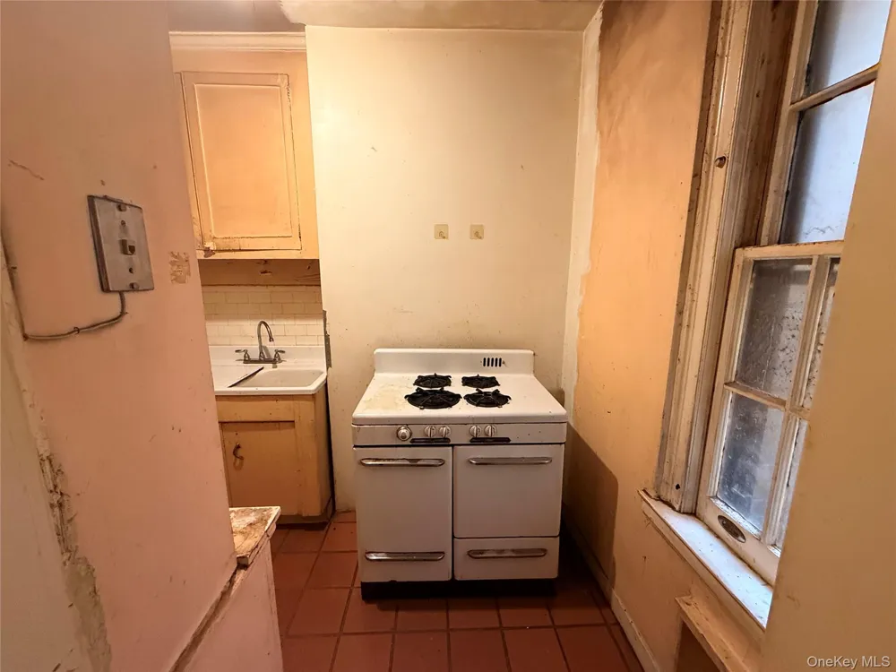 1235 Park Avenue #6D New York (Manhattan), NY 10128