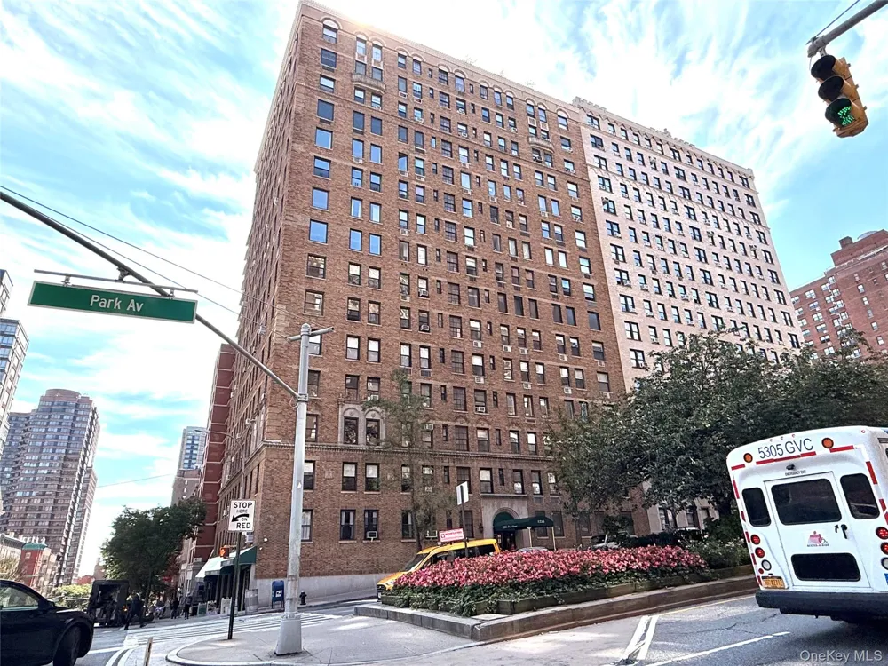 1235 Park Avenue #6D New York (Manhattan), NY 10128