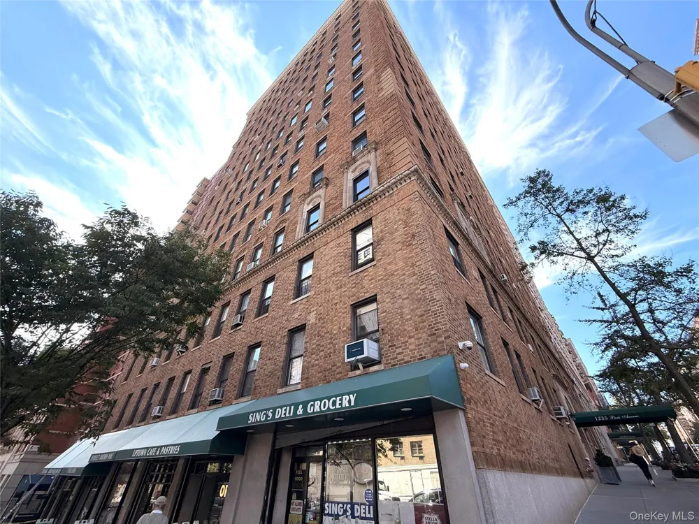 1235 Park Avenue #6D New York (Manhattan), NY 10128