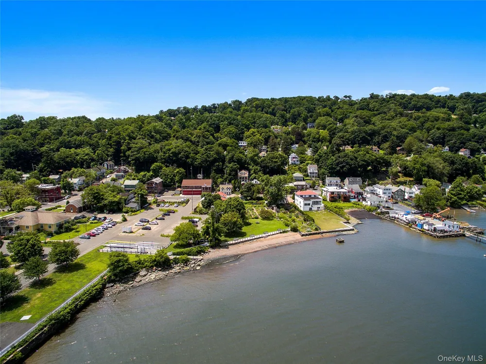 213 Harbor Cove Piermont, NY 10968
