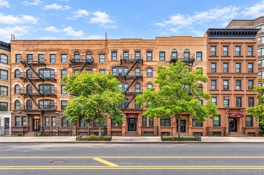 153 West 106th Street #3B New York (Manhattan), NY 10025