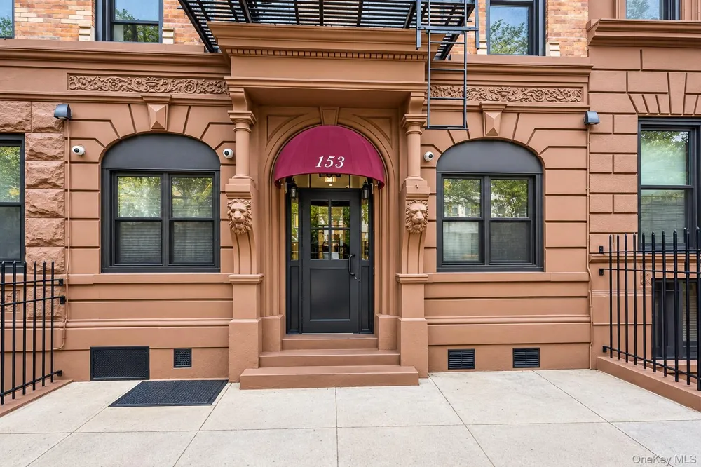 153 West 106th Street #3B New York (Manhattan), NY 10025