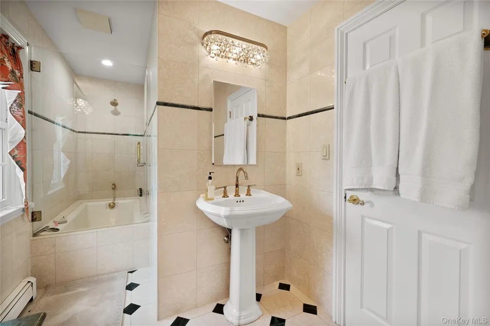 110 Elder Road Islip, NY 11751