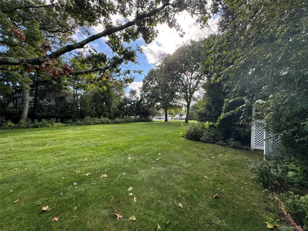 110 Elder Road Islip, NY 11751