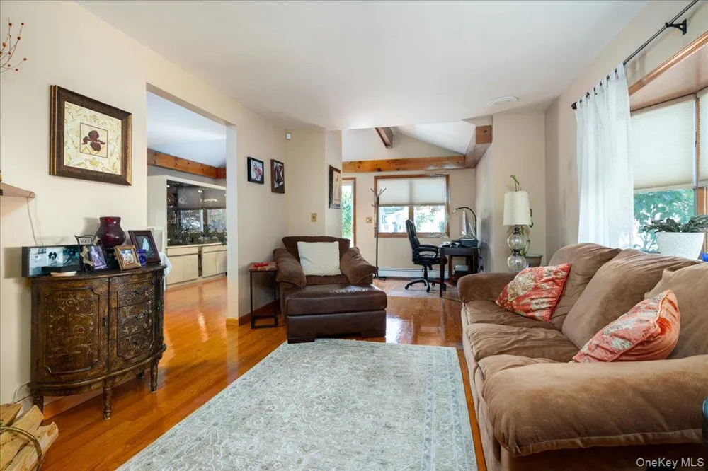 714 Wyckoff Avenue Bellmore, NY 11710
