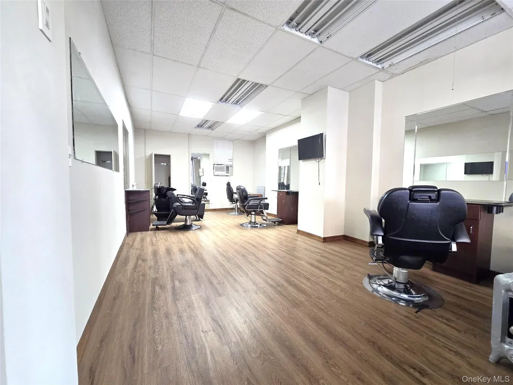 3220 34th Avenue #STORE 2 Astoria, NY 11106