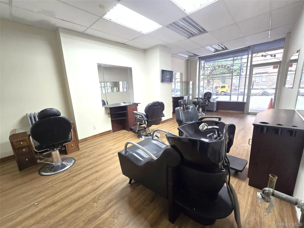 3220 34th Avenue #STORE 2 Astoria, NY 11106
