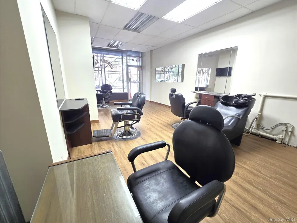 3220 34th Avenue #STORE 2 Astoria, NY 11106