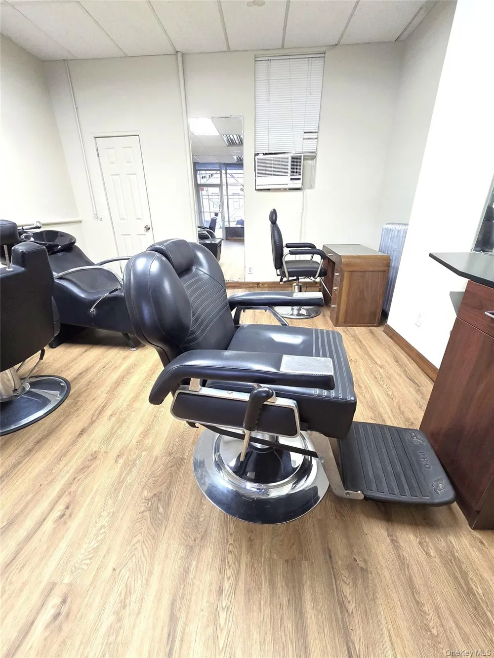 3220 34th Avenue #STORE 2 Astoria, NY 11106