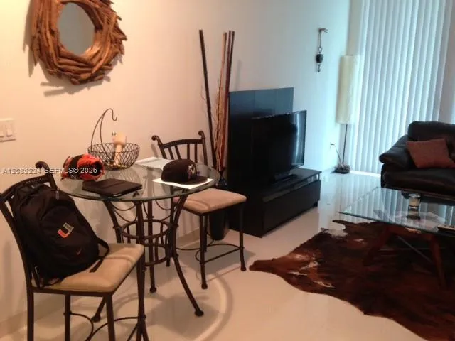 218 SE 14th St #2108 Miami, FL 33131