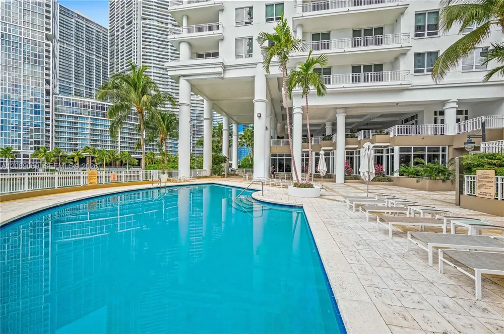 801 Brickell Key Blvd #2208 Miami, FL 33131