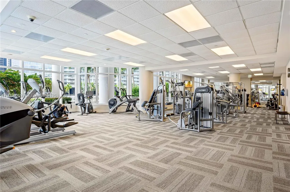 801 Brickell Key Blvd #2208 Miami, FL 33131