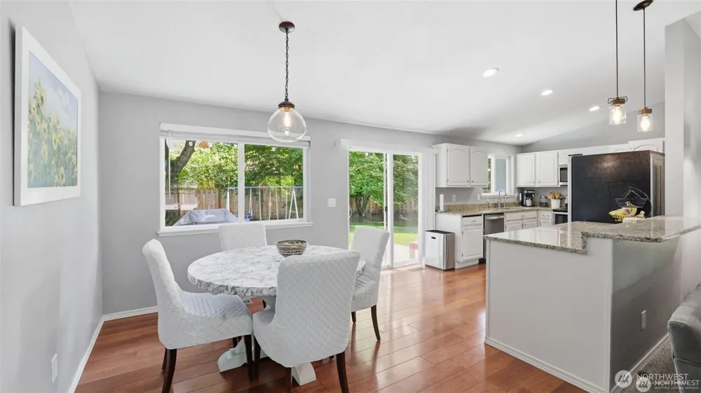 17333 160th Avenue SE Renton, WA 98058