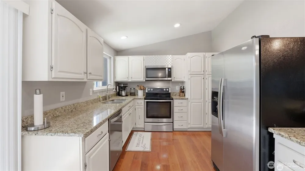 17333 160th Avenue SE Renton, WA 98058