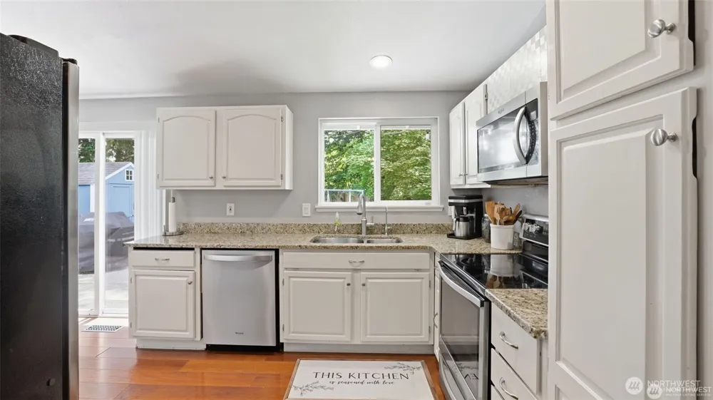 17333 160th Avenue SE Renton, WA 98058