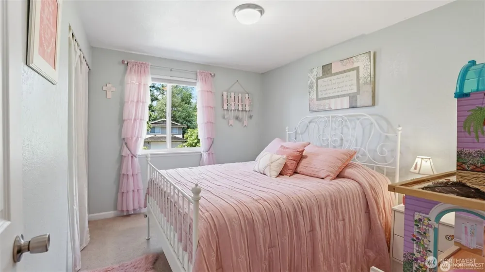 17333 160th Avenue SE Renton, WA 98058
