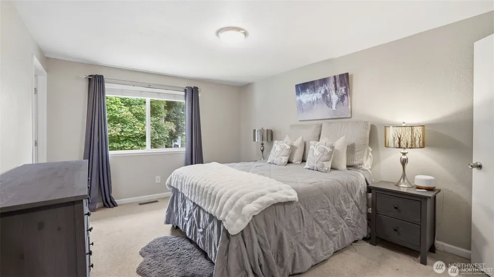 17333 160th Avenue SE Renton, WA 98058