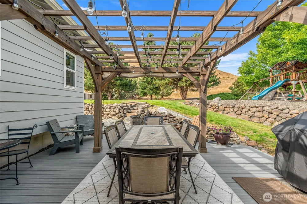 1920 Emerald Place Wenatchee, WA 98801