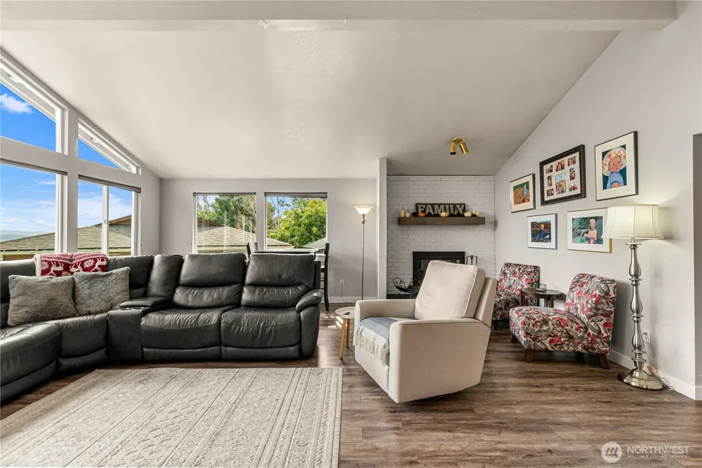 1920 Emerald Place Wenatchee, WA 98801