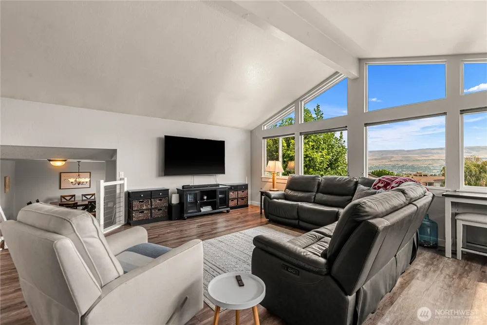 1920 Emerald Place Wenatchee, WA 98801