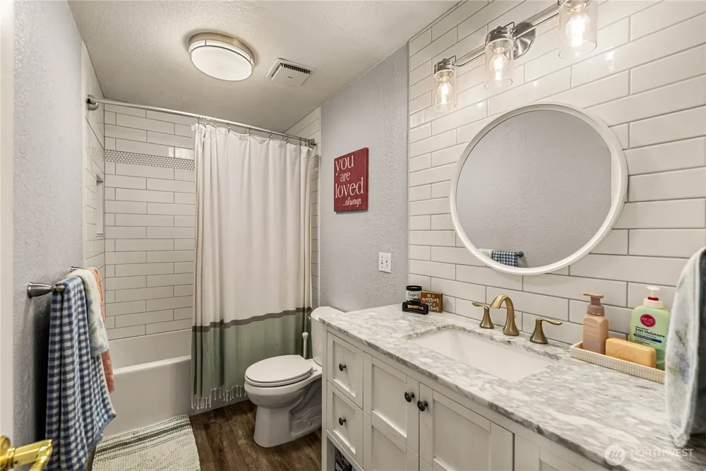 1920 Emerald Place Wenatchee, WA 98801