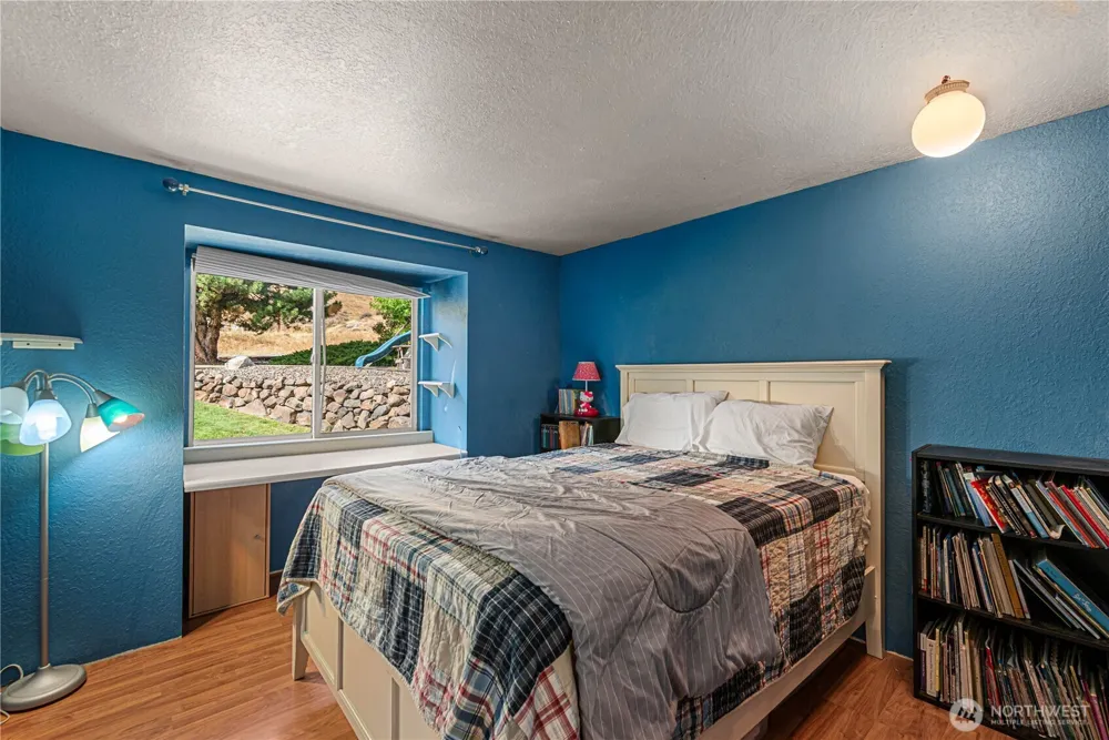 1920 Emerald Place Wenatchee, WA 98801