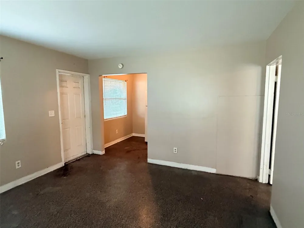 1273 S BETTY LANE Clearwater, FL 33756