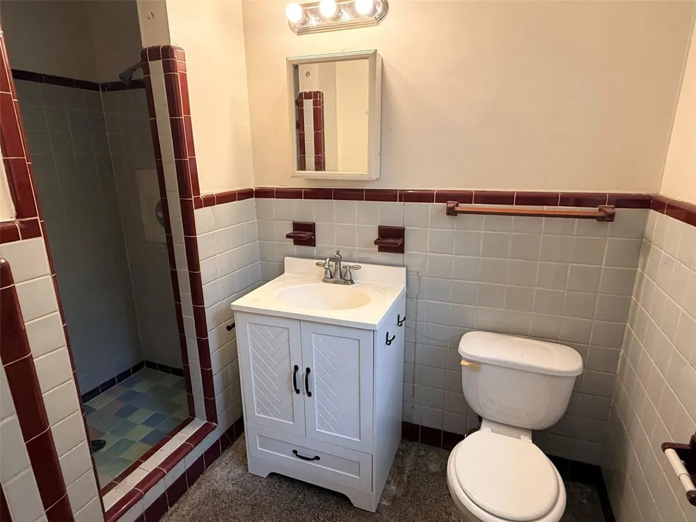 1273 S BETTY LANE Clearwater, FL 33756