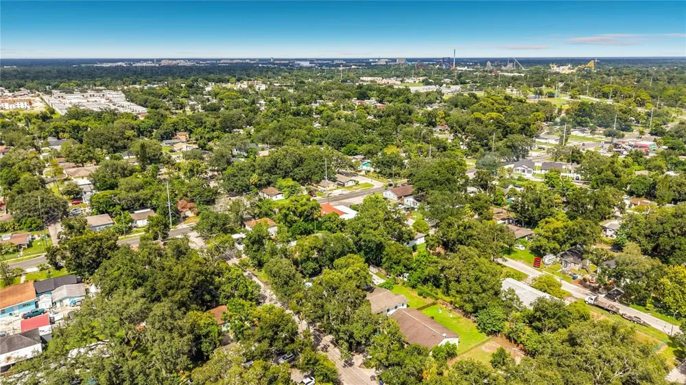 8307 ELMER STREET Tampa, FL 33604