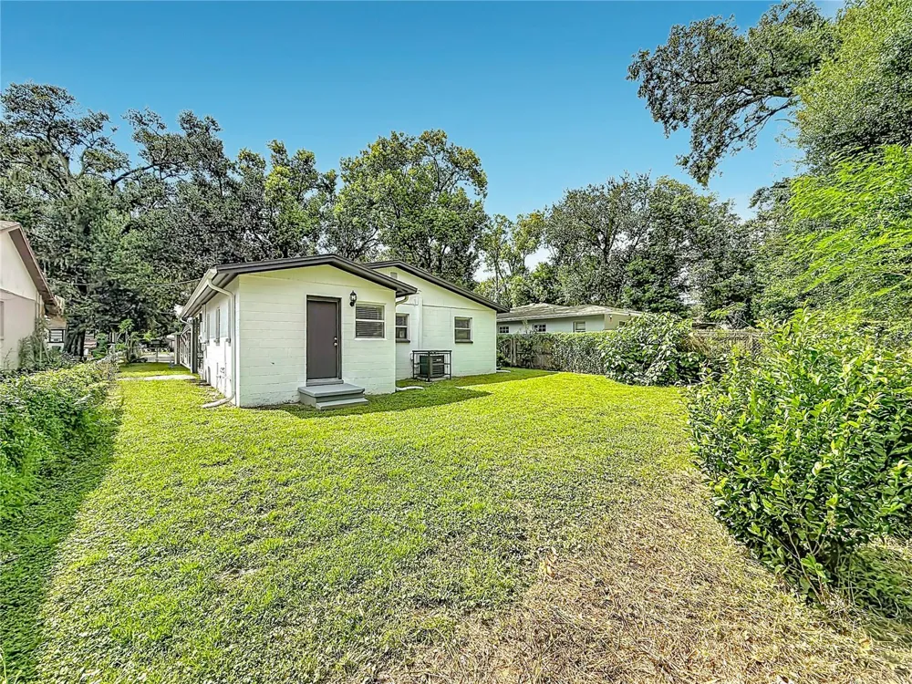 8307 ELMER STREET Tampa, FL 33604