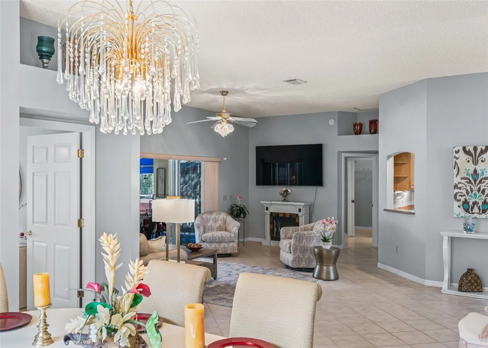 2595 CARIBE DRIVE The Villages, FL 32162