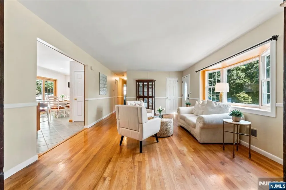 18 Fox Hollow Court Vernon, NJ 07462