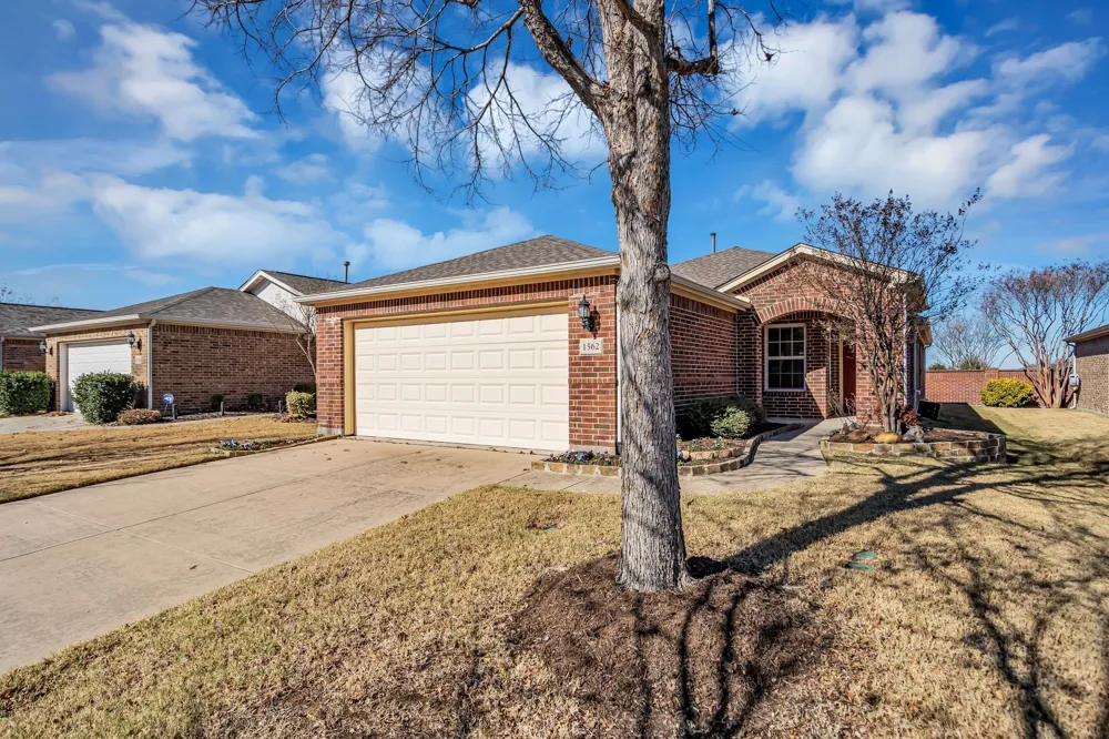 1562 Troon Drive Frisco, TX 75036