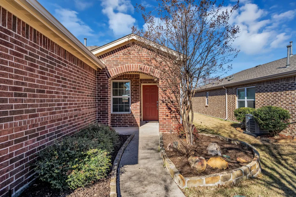 1562 Troon Drive Frisco, TX 75036
