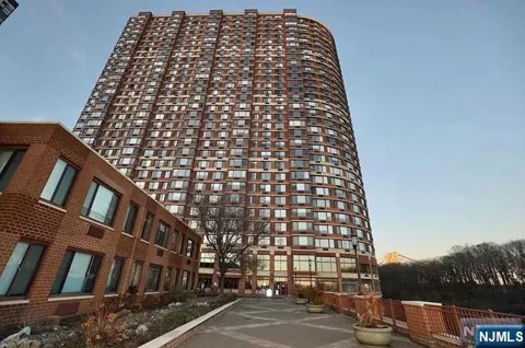 100 Old Palisade Road 2011