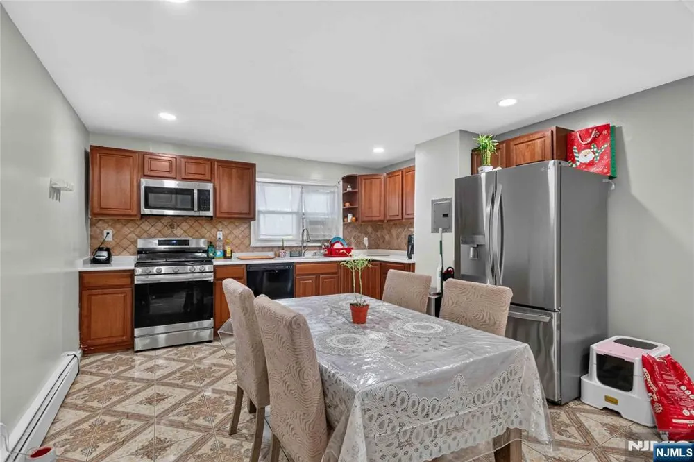 358 Broadway 2 Bayonne, NJ 07002