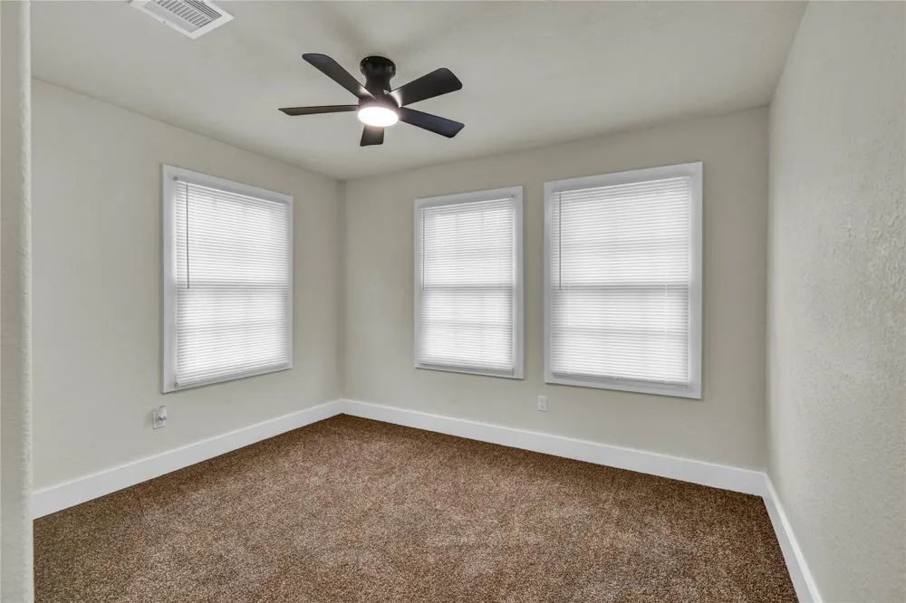 1127 W 4th Street Freeport, TX 77541