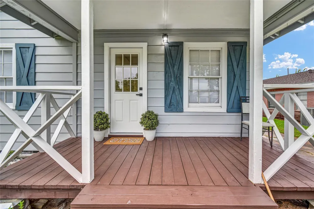 1127 W 4th Street Freeport, TX 77541