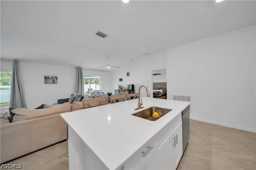 NE 33rd Lane Cape Coral, FL 33909