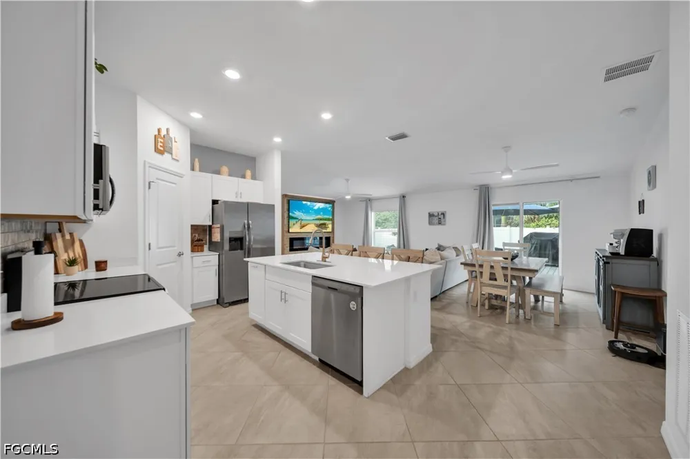 NE 33rd Lane Cape Coral, FL 33909