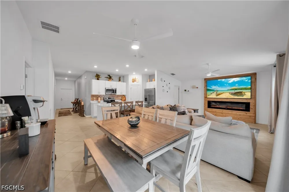 NE 33rd Lane Cape Coral, FL 33909