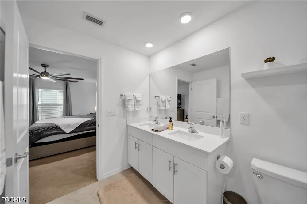 NE 33rd Lane Cape Coral, FL 33909