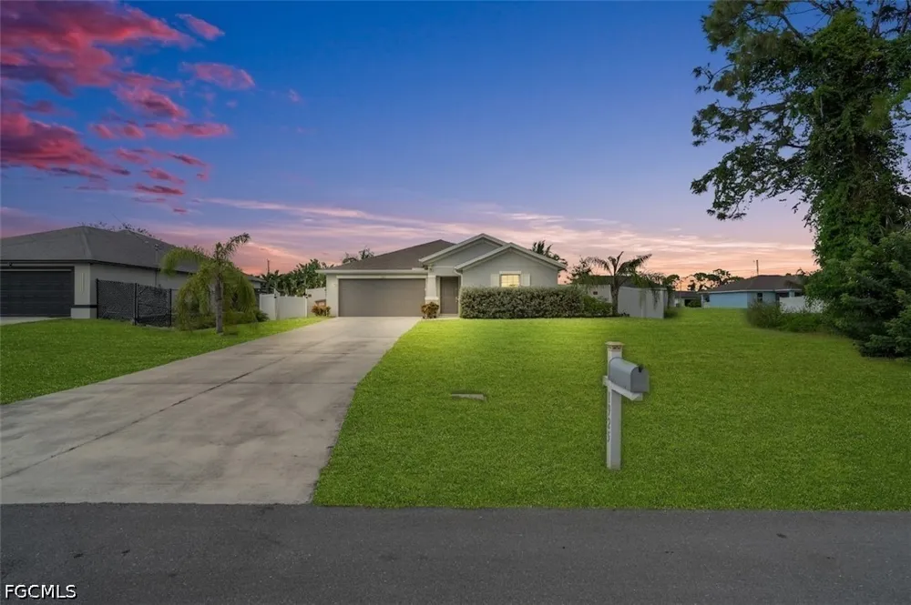 NE 33rd Lane Cape Coral, FL 33909