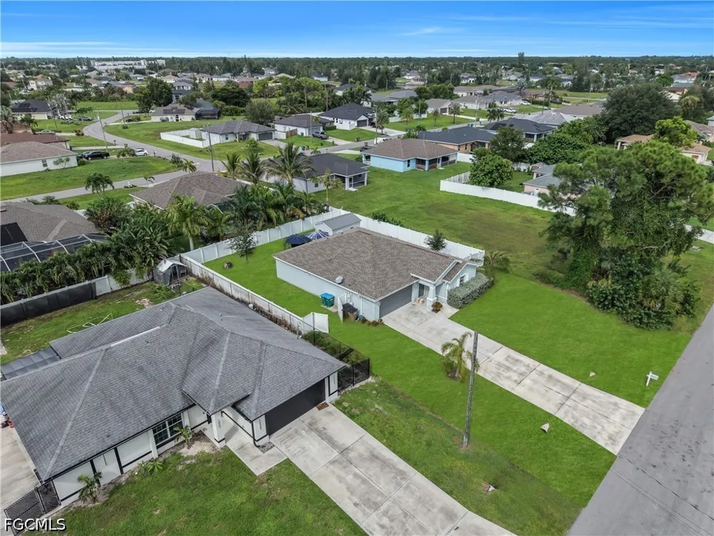 NE 33rd Lane Cape Coral, FL 33909